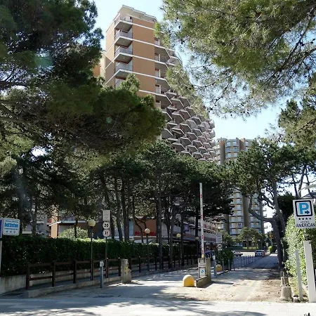 Nuovo Fronte Spiaggia, Terrazza Sul Mare E Piscina Apartmán