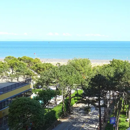 Nuovo Fronte Spiaggia, Terrazza Sul Mare E Piscina Apartmán *